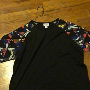 Black small lularoe shirt only worn once